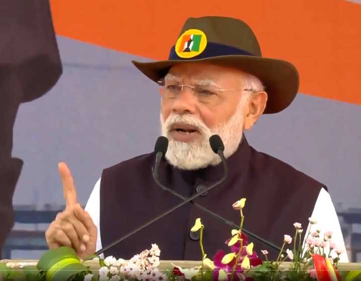 Sardar Patel wanted to unite entire Kashmir with India, Nehru did not allow it: Modi