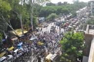 Indore News: Riding On 1000 Tractors, Farmers Hold Protest Against Green Field Corridor