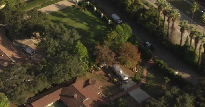 Arcadia homeowners tied up by group of armed robbers; jewelry and car stolen