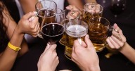 Por qué la Generación Z dejó de tomar alcohol para divertirse