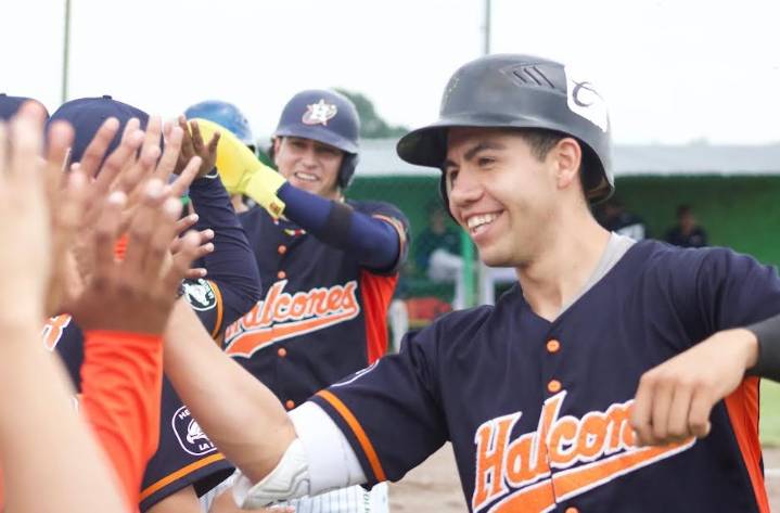 Halcones de la Inter arrasan en la eliminatoria de beisbol de la CONADEIP