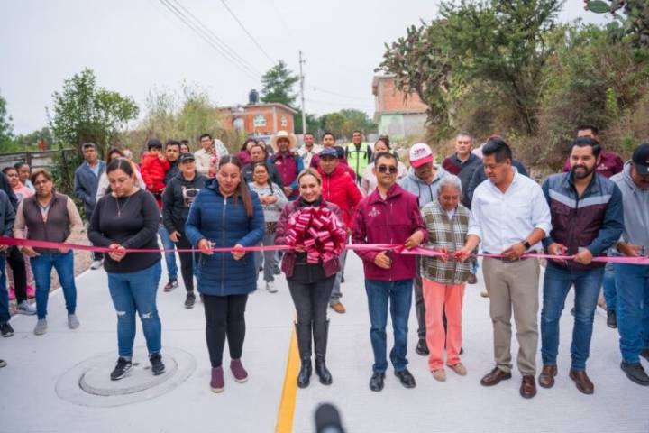 Tepeji mejora vialidades locales