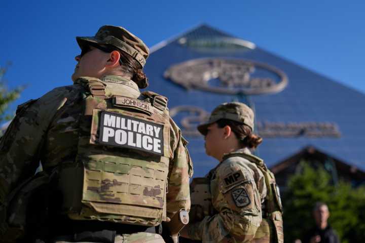 National Guard troops seen patrolling in Memphis alongside local police