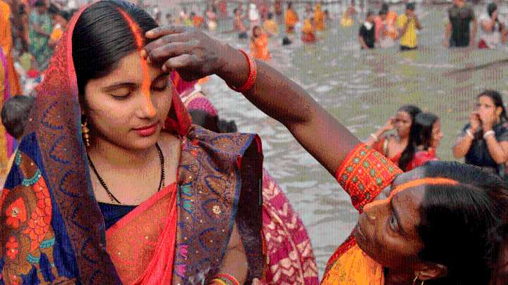 Delhi traffic restrictions in place ahead of Chhath Puja, thousands flock to ghats