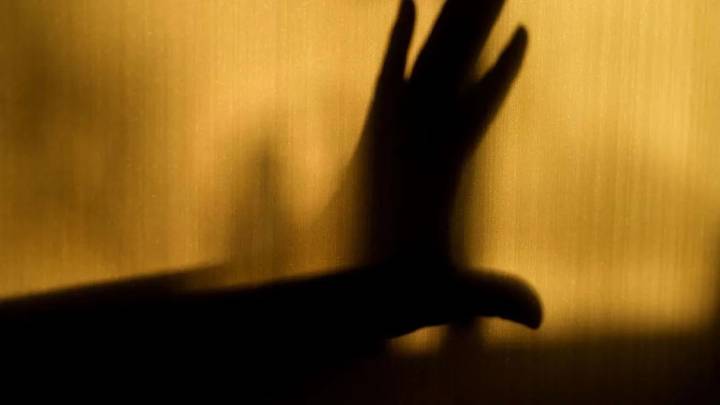 Tamil Nadu policemen, accused of raping Andhra woman, dismissed from service