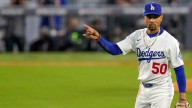 Brewers manager Pat Murphy drops hilarious Mookie Betts story before NLCS Game 1