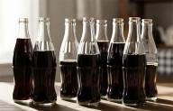 Refresqueras plantean reducir azúcar en bebidas tras acuerdo con Gobierno de Sheinbaum
