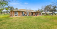 Discover the charm of Redcourt farm near Tamworth