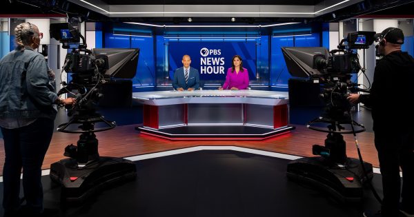Insiders Reflect on PBS NewsHour's 50th Anniversary