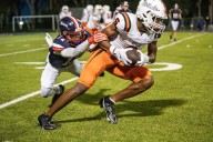 Friday high school football scoreboard for Orlando area