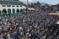 Thousands Throng Dastgeer Sahab Shrines (RA) on Friday Following