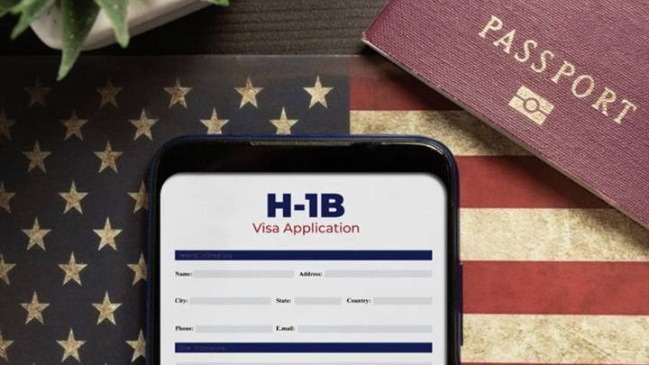 US Chamber Of Commerce Sues Over Trump's $100,000 H-1B Visa Fee Republic Business