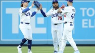 Dodgers near repeat World Series trip, beat Brewers 3-1 behind Glasnow, Edman for 3