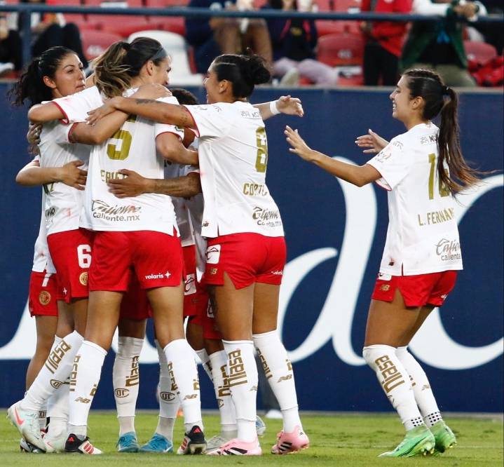 Las Diablas suman de visita