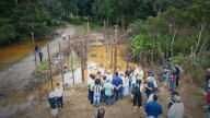 El puente número 10 se construye en Los Caribes en Hato Corozal