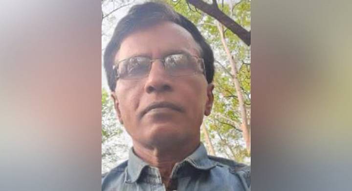 Senior Naxalite Bhupathi, 60 other cadres surrender in Maharashtra's Gadchiroli