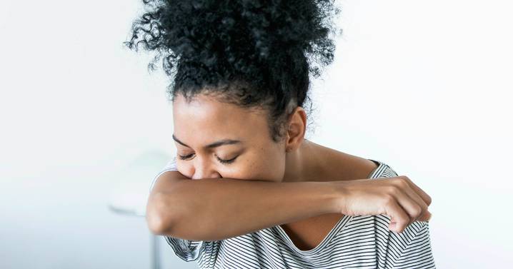 How To Make Yourself Sneeze On Command, According To Doctors