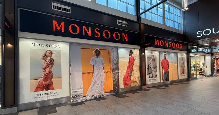 Designer outlet launches in West Lothian shopping centre