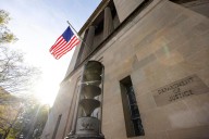 Fiscal de NJ rechaza plan de Trump de enviar supervisores electorales allí y a California