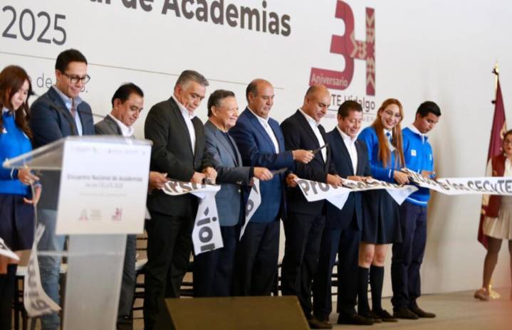 Julio Menchaca inaugura Encuentro Nacional de Academias de los CECyTE 2025