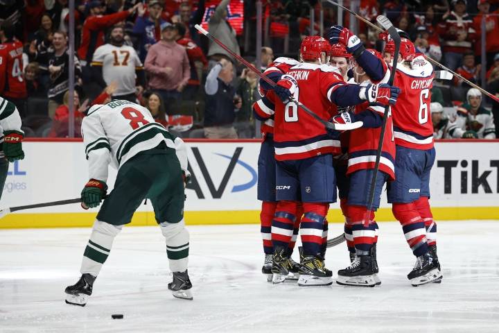 Deadspin | Alex Ovechkin, Dylan Strome spark Caps over Wild