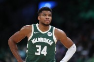 Knicks might not have enough assets to acquire Bucks superstar