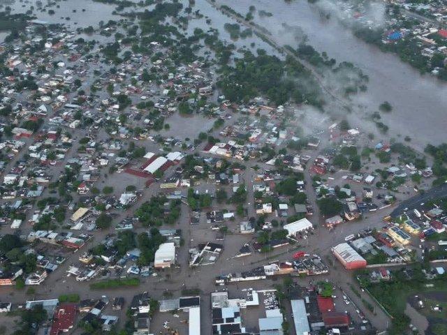 37 fallecidos y miles de afectados por lluvias torrenciales