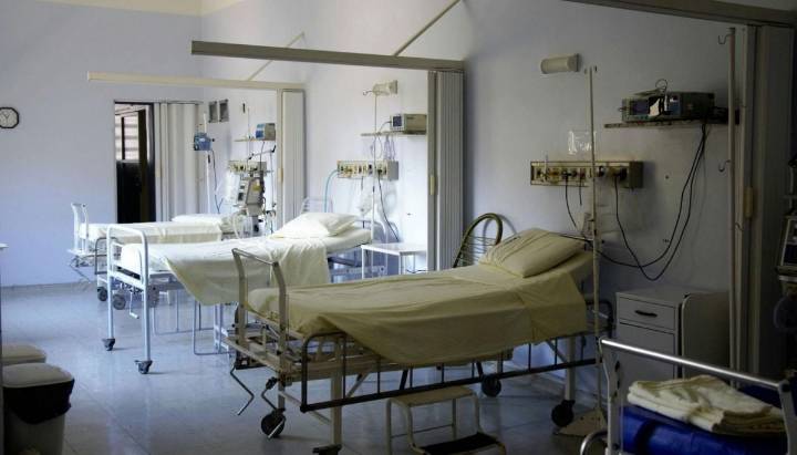 Clínica es multada con $27 millones por exigir pagaré: paciente llegó a urgencias con quemaduras graves