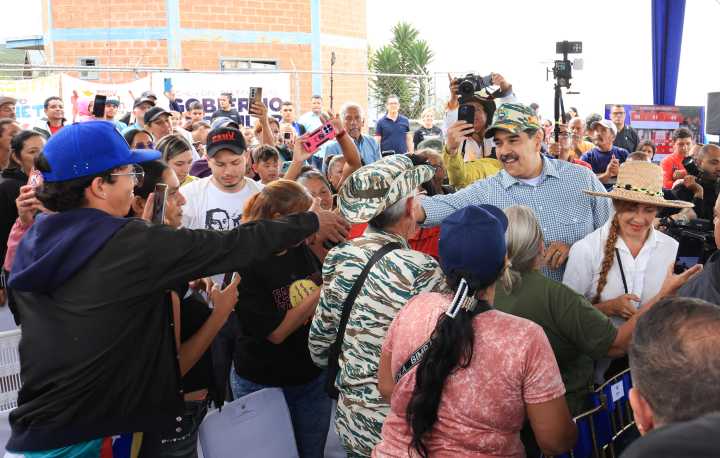 Presidente Maduro destaca rechazo mayoritario a agresiones externas