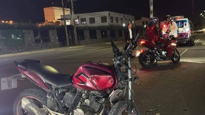 Motociclista resultó herido luego de derrapar en Constituyentes