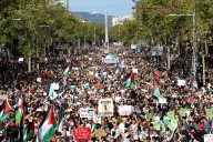 Última hora de las manifestaciones en apoyo al pueblo palestino y la flotilla de Gaza, en directo | La Guardia Urbana cifra en 70.000 los asistentes a la protesta en Barcelona