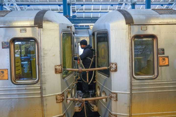 2 girls found dead after ‘subway surfing,’ N.Y. authorities say
