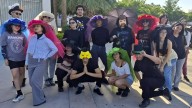 Se preparan estudiantes de la Unison para su Festival de Día de Muertos