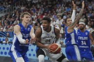 Giannis Antetokounmpo returns to Milwaukee Bucks practice after COVID