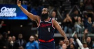Harden scores 30 points to help Clippers rout Suns 129