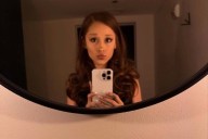 Ariana Grande deja el rubio de 'Wicked' y vuelve al castaño