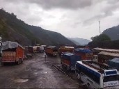 Inclement Weather Shuts Jammu-Srinagar Highway; Mughal, SSG, Sinthan Roads Also Closed