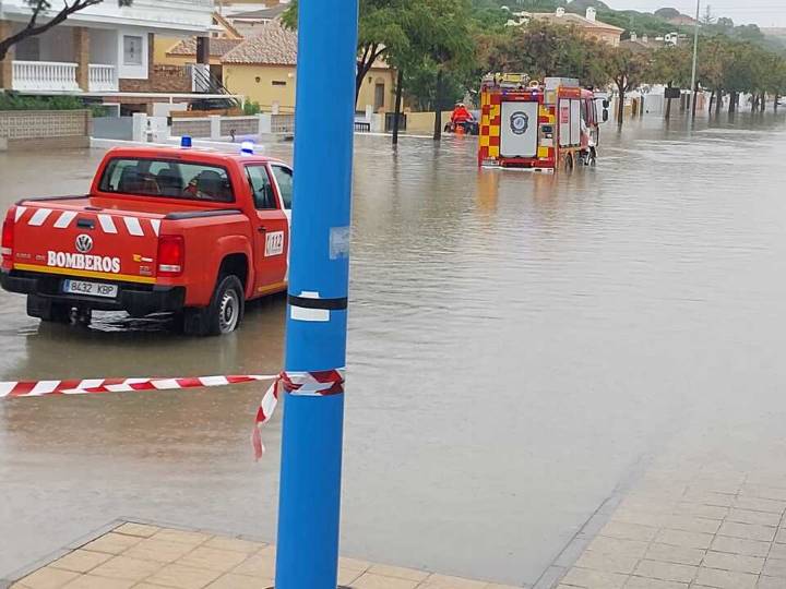 Mazagón acumula hasta 160 litros en 12 horas y Palos y Moguer llegan a 120