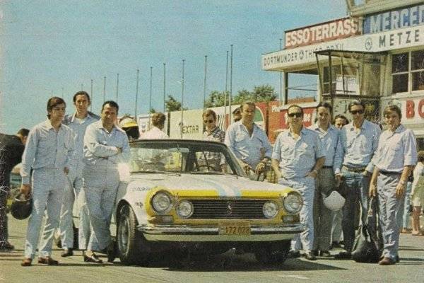 El casco de Franco Colapinto y el recuerdo del Torino de Nürburgring