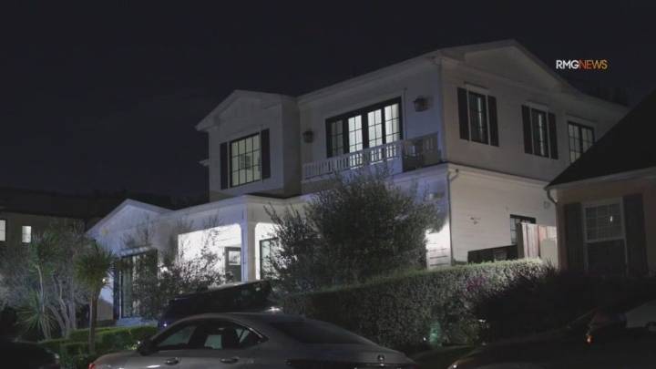 LAPD investigating break-in at Beverlywood home