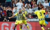 Salomón Rondón firmó una remontada agónica del Oviedo
