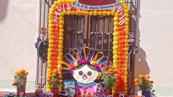 ¿Piensas poner tu altar de muertos? No lo hagas sin antes checar los precios de calaveritas, flores y más