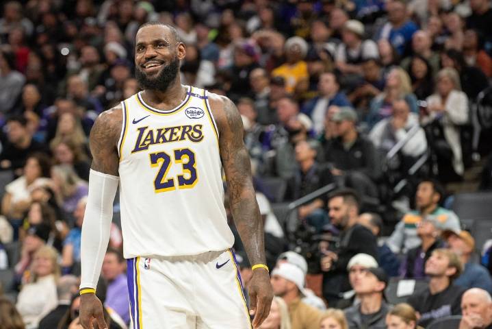 Deadspin | LeBron James: 'Second Decision' coming Tuesday