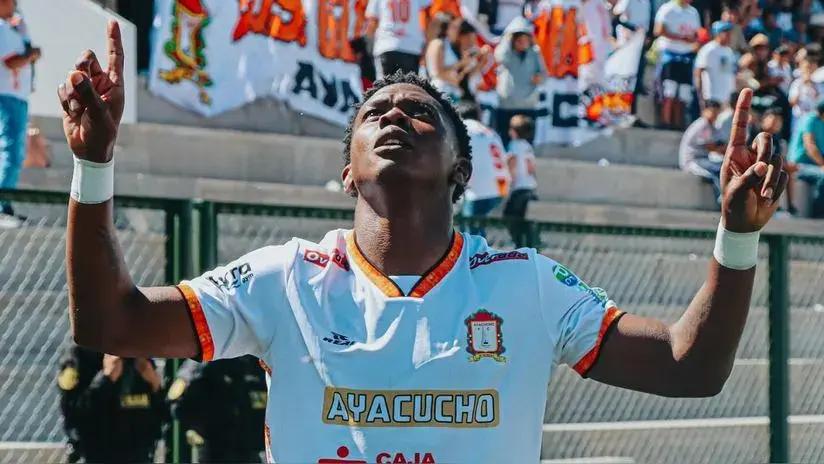Ayacucho va por la sorpresa contra Universitario: "Vamos a dar todo por la victoria", dijo Juan Lucumí