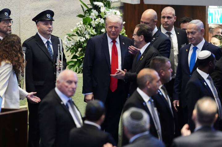 Trump urges Israel’s president to pardon Netanyahu
