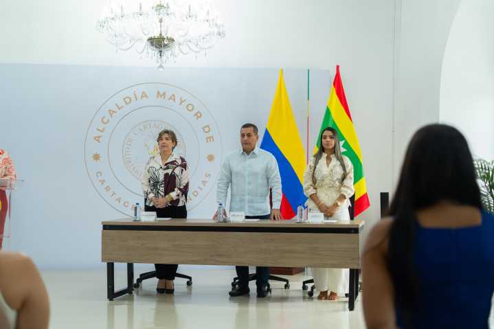 Judicantes del programa Mi Primera Chamba culminan su etapa de prácticas en el Distrito