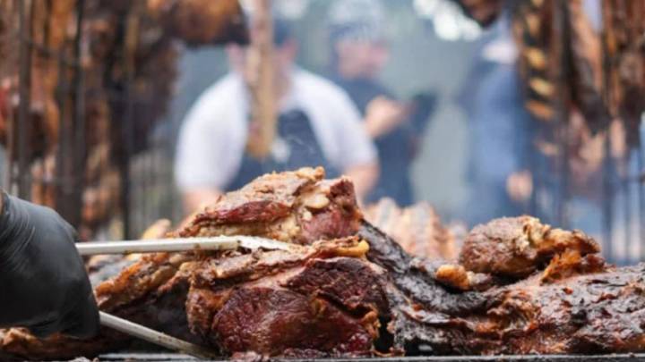 Murió ahogado con un pedazo de carne en un asado del Día de la Madre