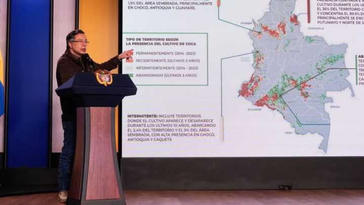 Presidente de Colombia Gustavo Petro afirmó que cultivos de droga se han contenido de 41% al 3% desde 2021