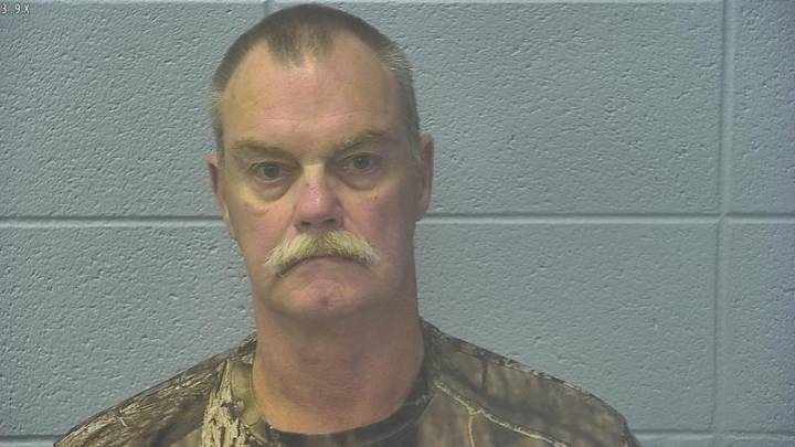 Huntingburg man accused of exposing himself to children
