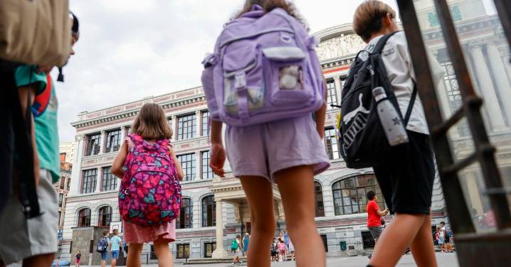 La ansiedad avanza en las aulas y las redes minan el bienestar emocional de los alumnos